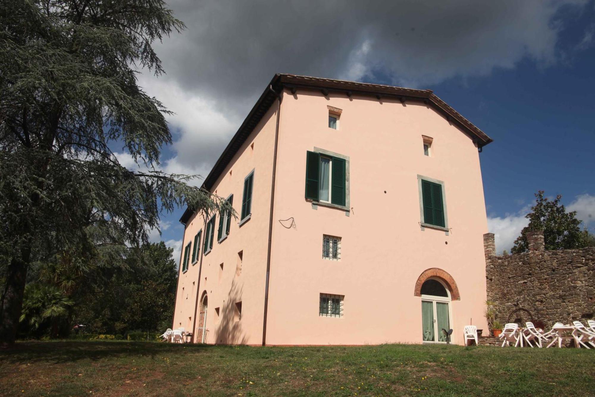 Bed And Breakfast Villa Torre Degli Onesti Apartments Lucca Exteriér fotografie